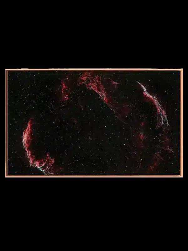 Rød Nebula i Stjernestøv