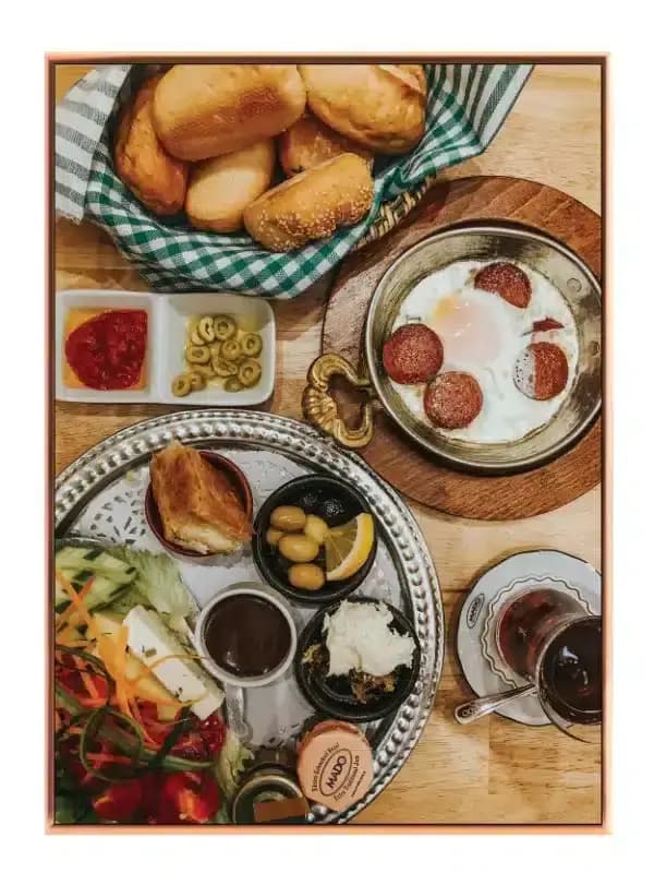 Traditionel Tyrkisk Morgenmad Tallerken