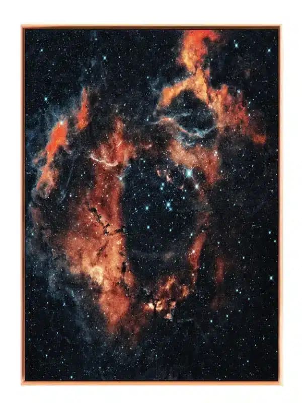 Flammende Nebula i Stjernestøv