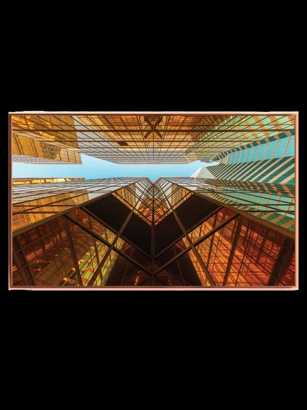 Byens Gyldne Reflektioner