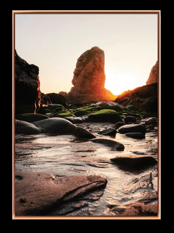 Solnedgang Over Klippeformation Plakat